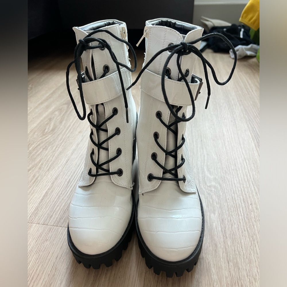 Madden Girl Heeled Laced Up COCO Boots